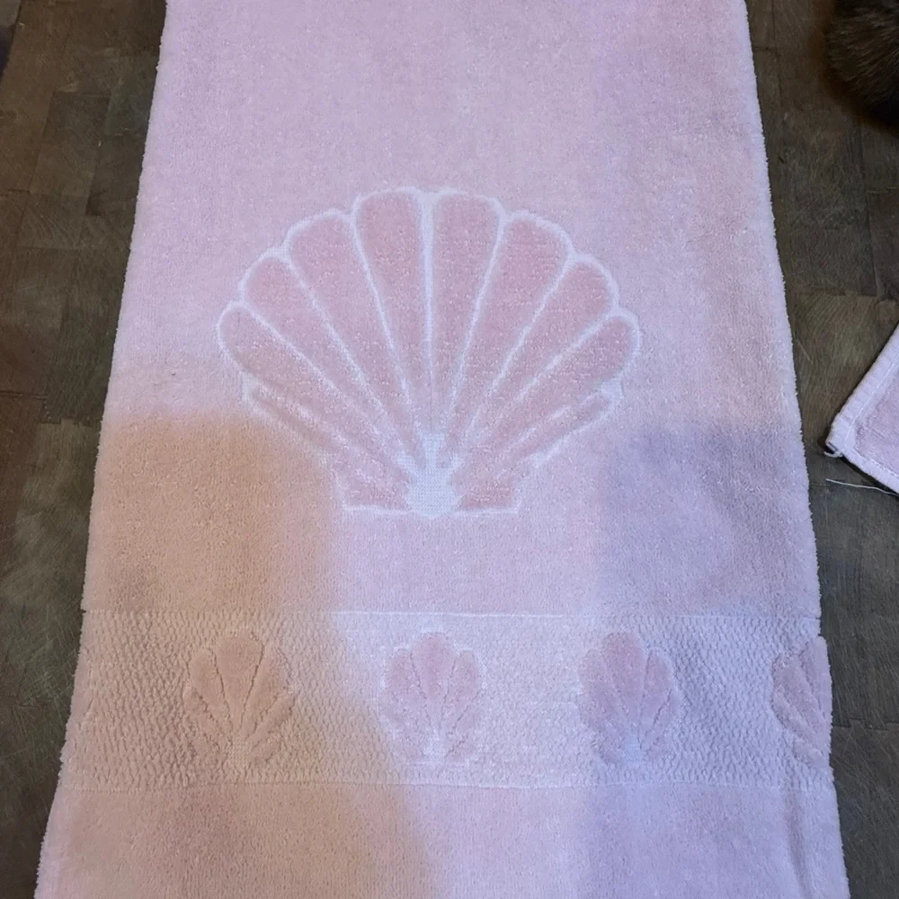 The Home Collection luxuriously soft